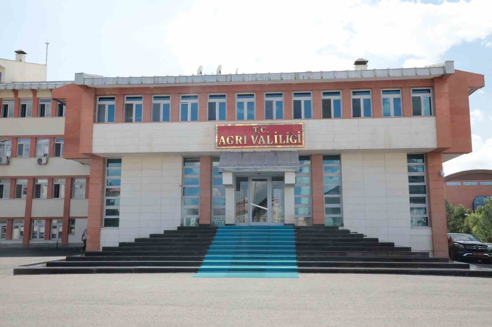 Ağrı Valiliği, ’ambulans verilmedi’ iddialarını yalanladı