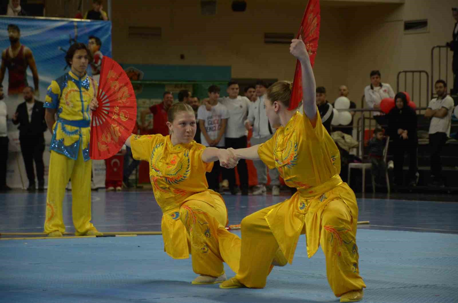 Sakarya’da 19 Mayıs coşkuyla kutlanıyor