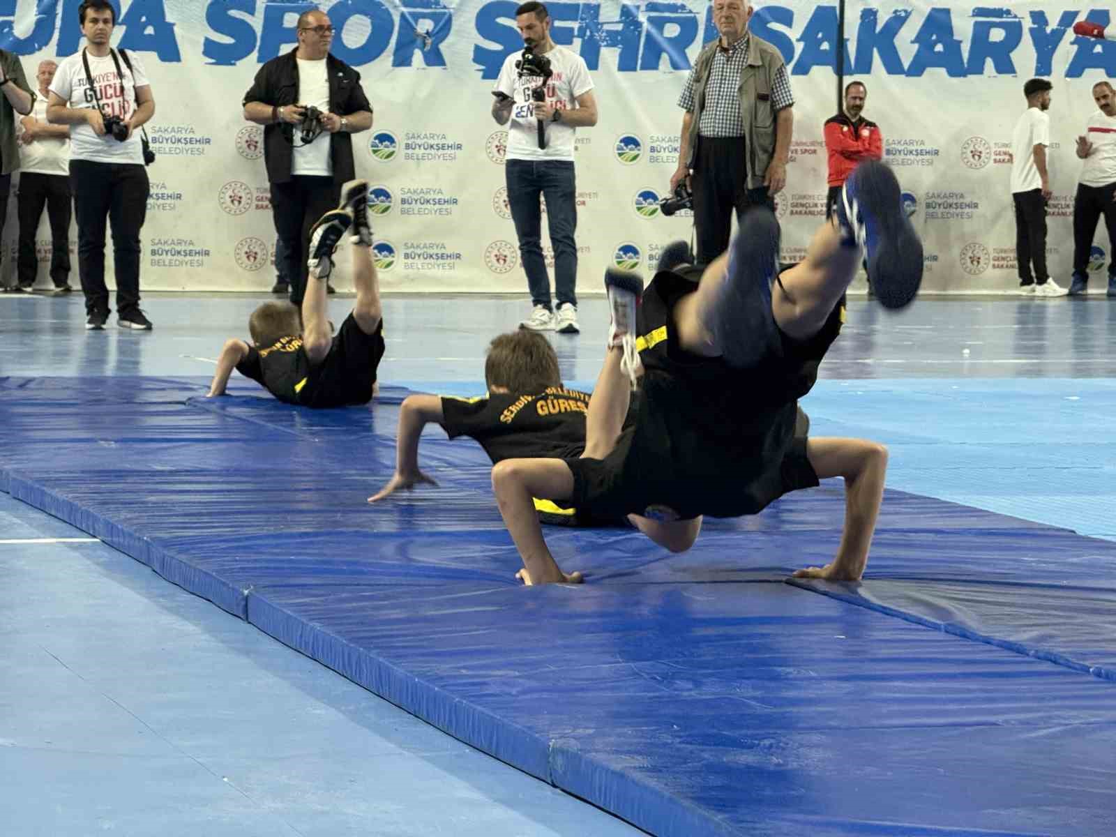 Sakarya&rsquo;da 19 Mayıs coşkuyla kutlanıyor
