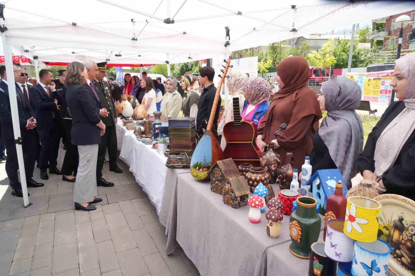 Muş’ta 19 Mayıs coşkusu