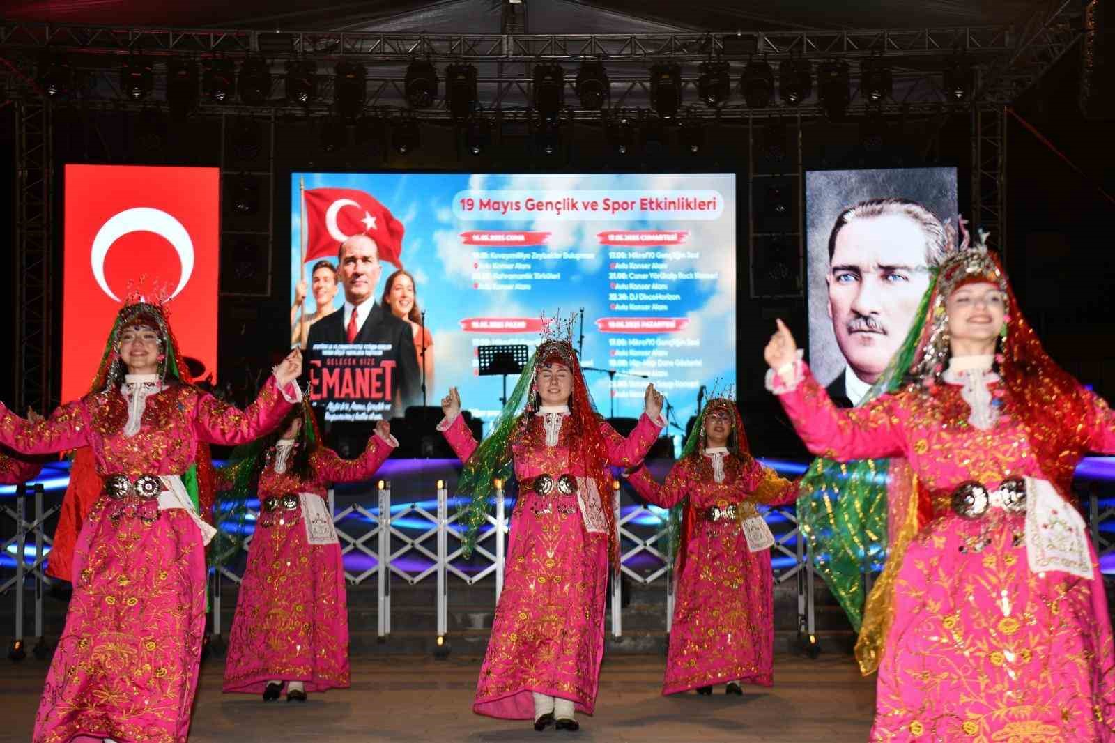 Balıkesir&rsquo;de 19 Mayıs kutlamaları yapıldı
