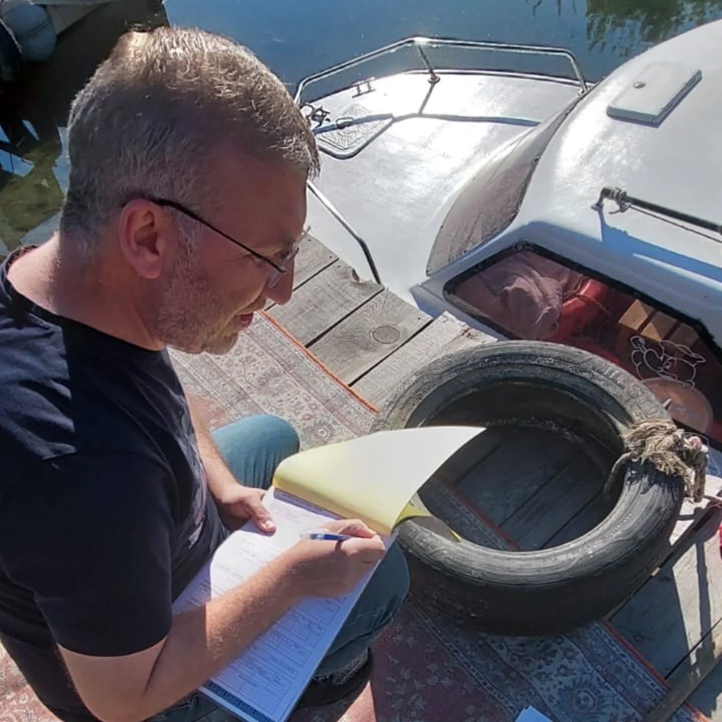 Edremit&rsquo;te su &uuml;r&uuml;nleri denetimleri aralıksız s&uuml;r&uuml;yor
