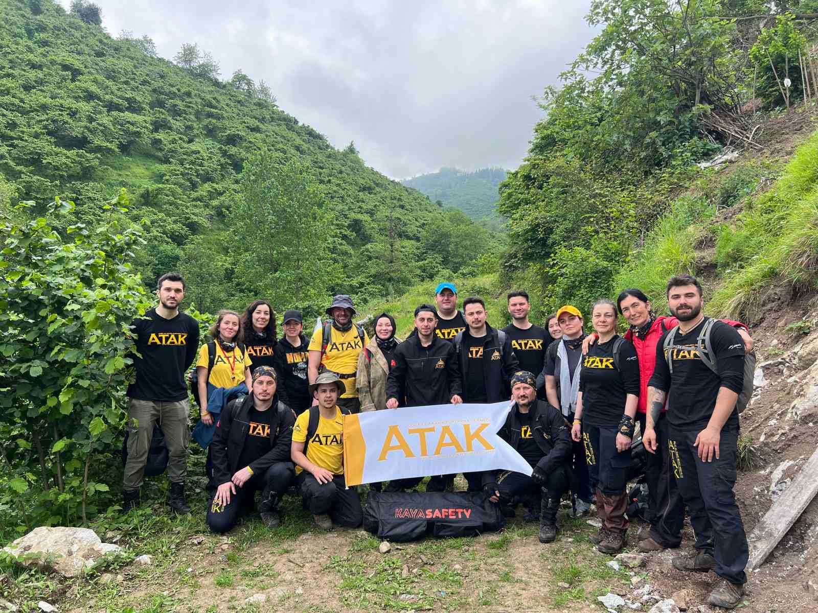 Giresun’da ATAK’tan doğada sınırları zorlayan arama kurtarma eğitimi