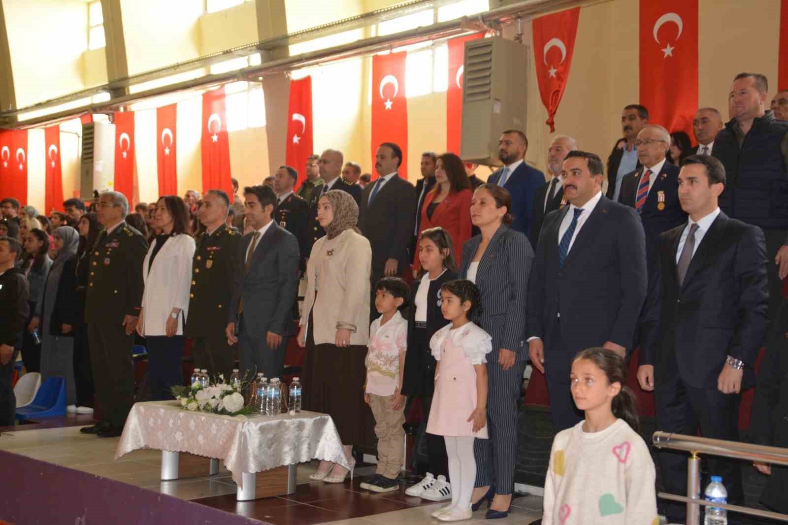 Sarıkamış&rsquo;ta 19 Mayıs coşkuyla kutlandı
