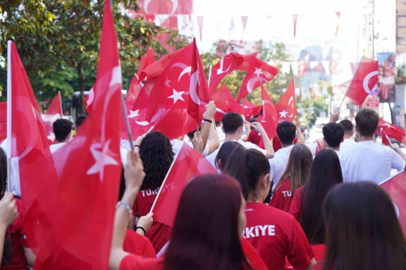 19 Mayıs Atatürk’ü Anma, Gençlik ve Spor Bayramı Şişli’de kutlandı