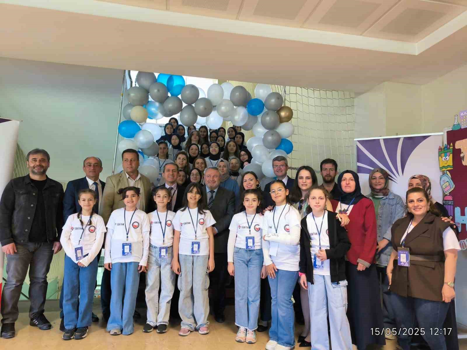 TÜBİTAK 4006 Bilim Fuarı’nda bilim ve hayal gücü buluştu