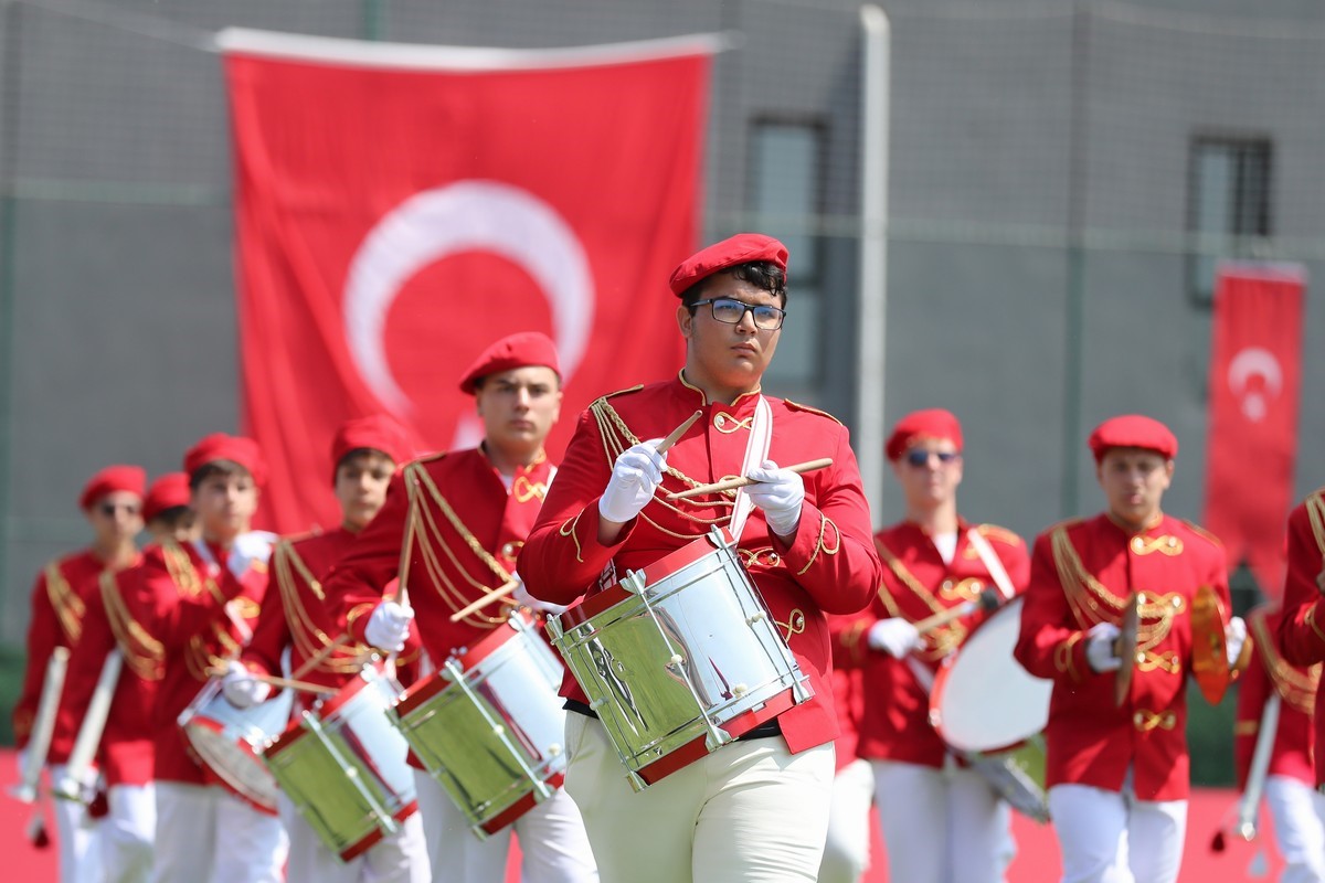 Aliağa&rsquo;da 19 Mayıs coşkuyla kutlandı
