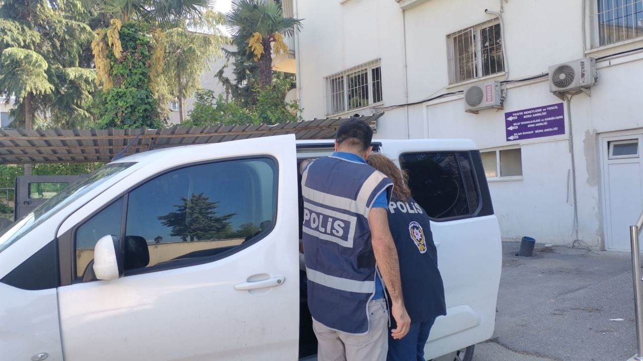 M&uuml;ebbet hapis cezalı firari h&uuml;k&uuml;ml&uuml; Mudanya&rsquo;da yakalandı
