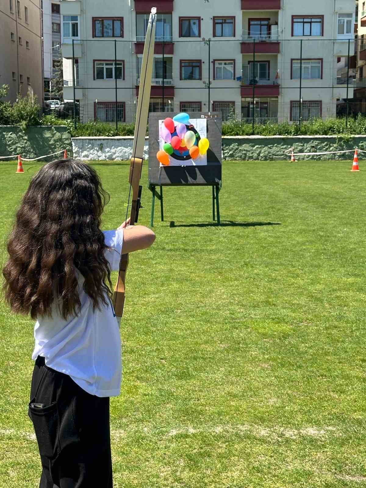 Kızılcahamam&rsquo;da 19 Mayıs coşkuyla kutlandı
