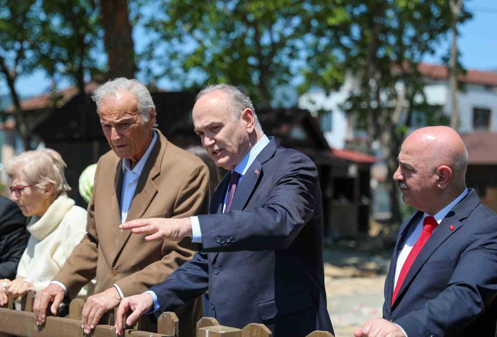 Yeşilçam’ın usta aktörü Ediz Hun Düzce’ye hayran kaldı