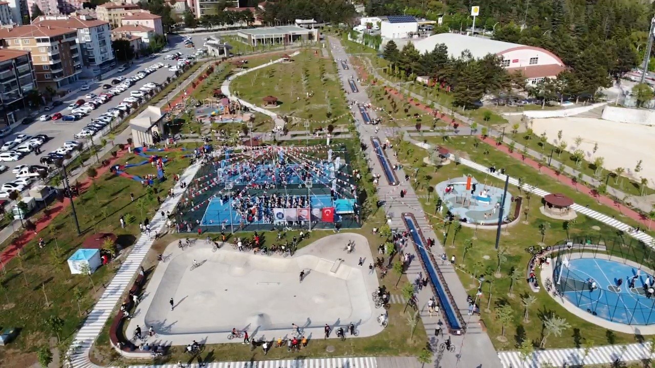 Çorum’da bir millet bahçesi daha kapılarını açtı