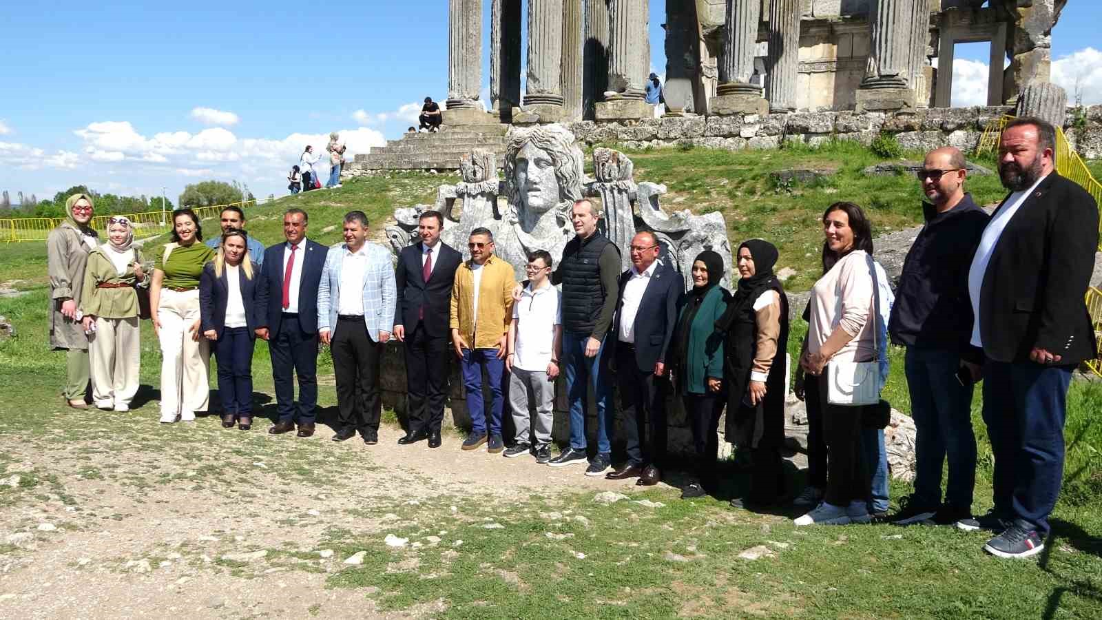Aizanoi Antik Kenti’nde ziyaretçi sayısı her yıl artıyor
