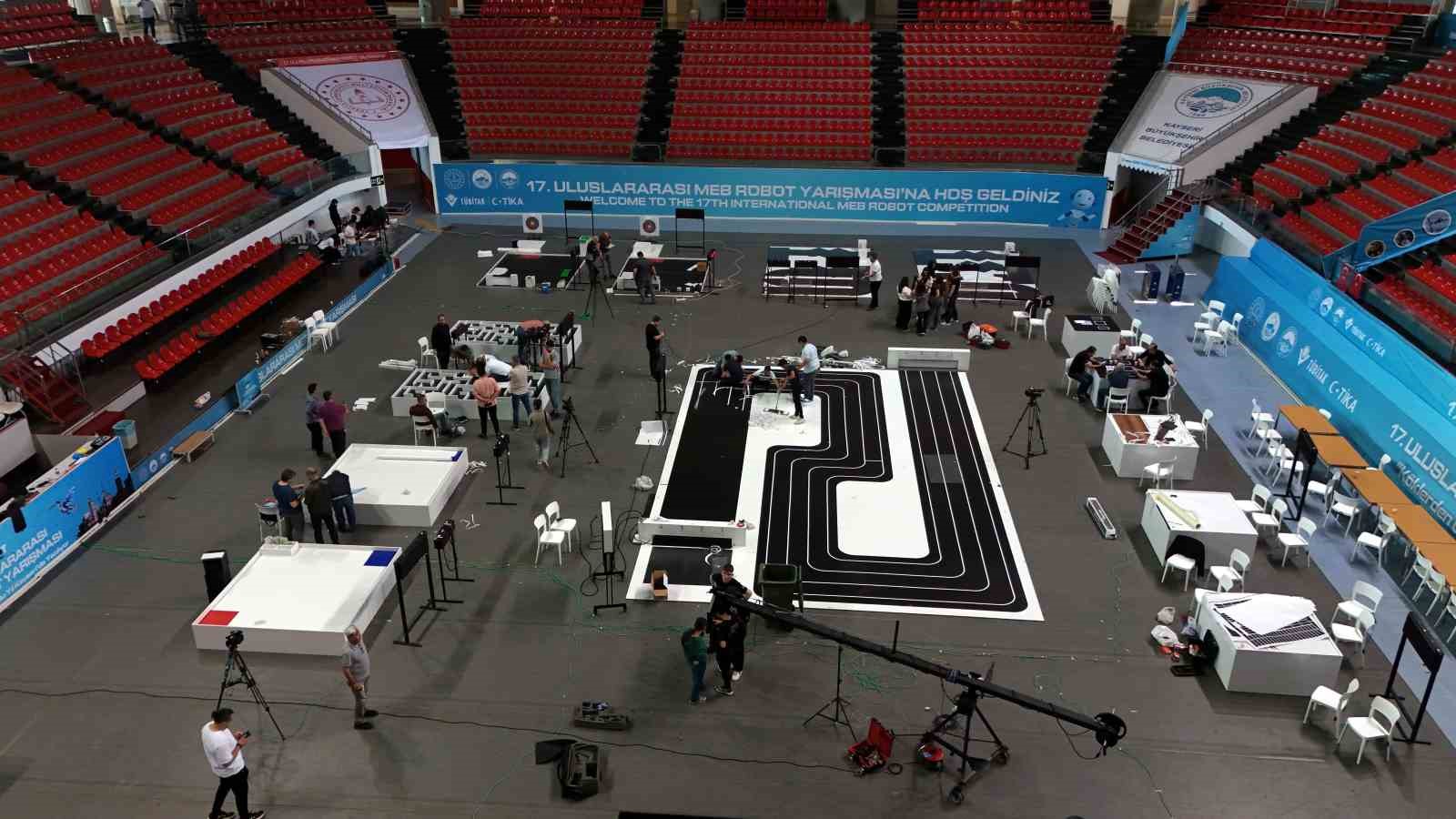 MEB Robot Yarışması için hummalı çalışmalar sürüyor