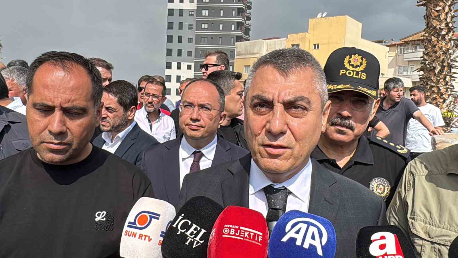 Mersin Valisi Toros: "Yangın kontrol altına alındı diyebiliriz"