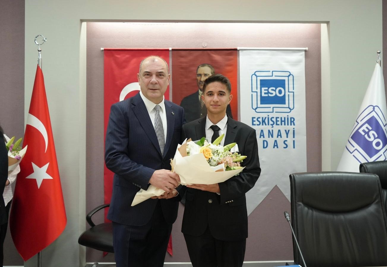 ESO&rsquo;da Gen&ccedil;lik Meclisi r&uuml;zg&acirc;rı esti
