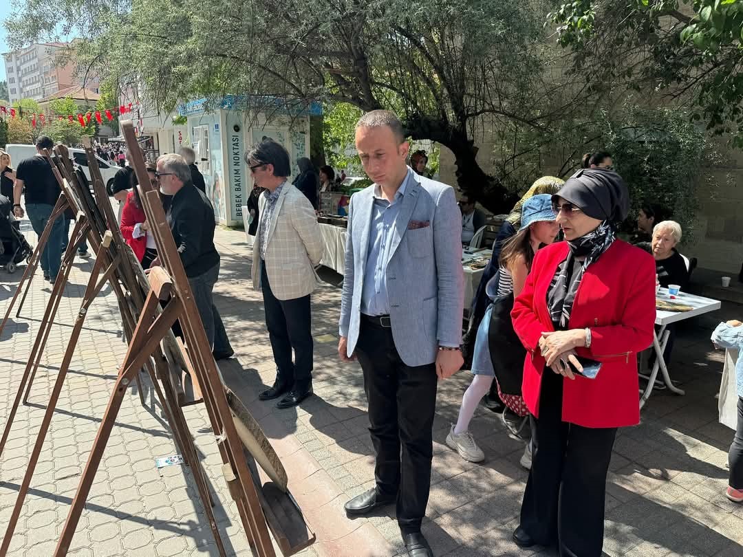 Karma Sergi Sevgi Yolu’nda sanatseverlerle buluştu