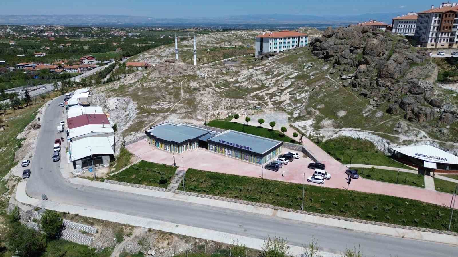 Gelinciktepe Kadın Yaşam Merkezi’nde kurslar başladı