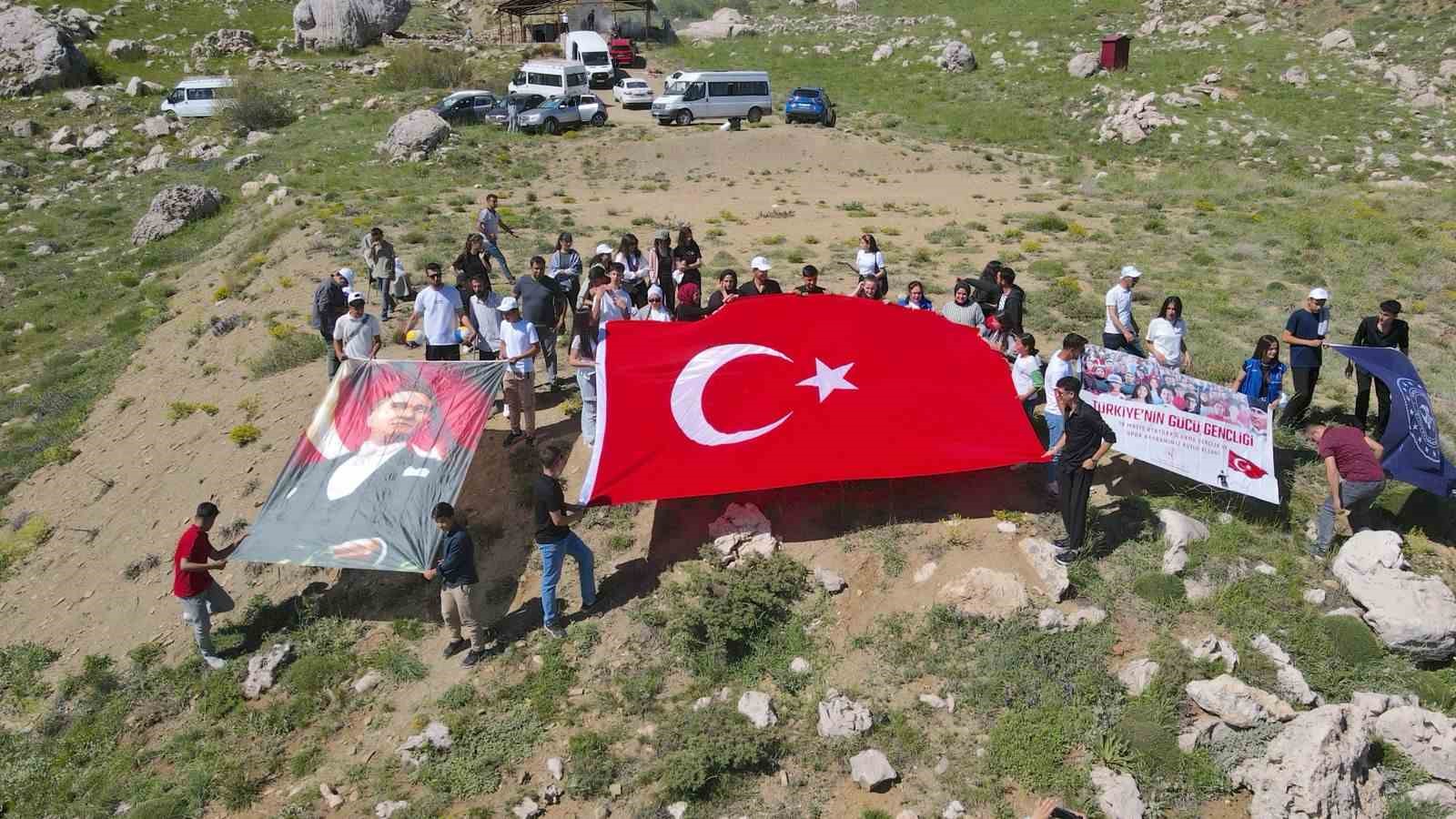 Kurdek Dağı’nda gençlik coşkusu