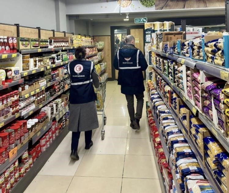 Bilecik&rsquo;te 135 market &uuml;r&uuml;n&uuml; denetlendi
