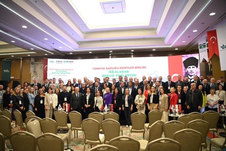 Başkan Tekin, T&uuml;rkiye Sağlıklı Kentler Birliği enc&uuml;men &uuml;yeliğine se&ccedil;ildi
