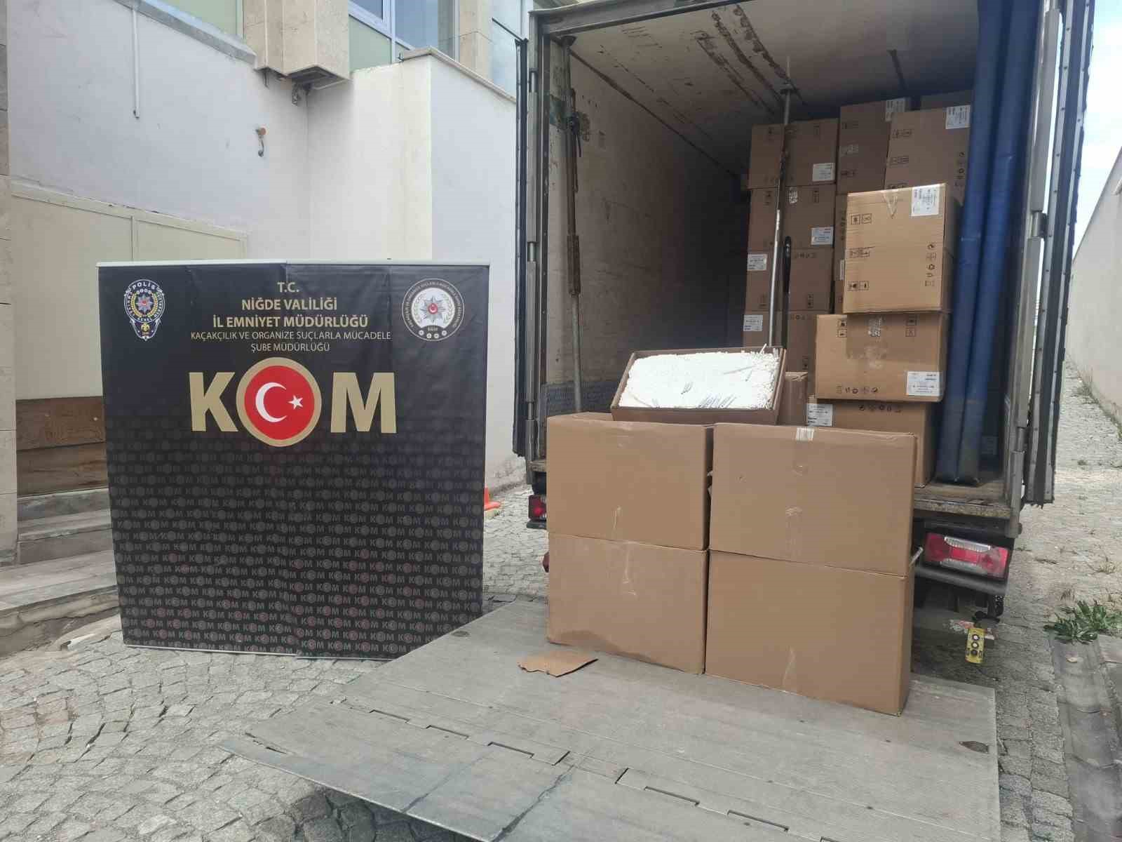 Niğde&rsquo;de ka&ccedil;ak&ccedil;ılık operasyonu: 4 kişi g&ouml;zaltına alındı
