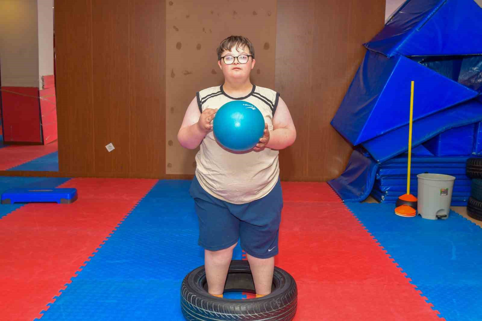 Esenyurt’ta özel çocuklara bireysel spor desteği