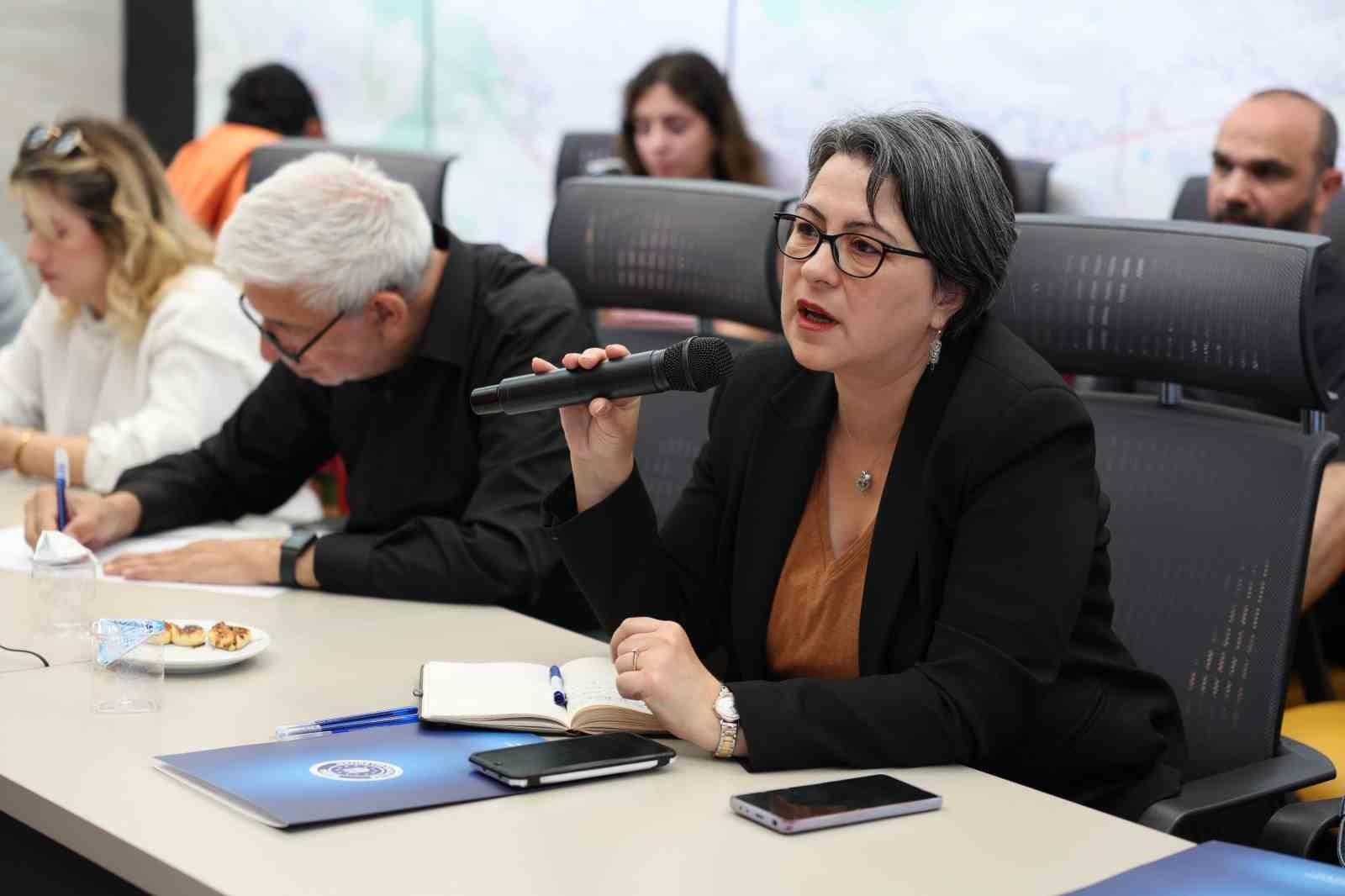 Başkan Bozbey; "Bursalıların da &ccedil;alışma arkadaşlarımızın da haklarını koruyoruz"
