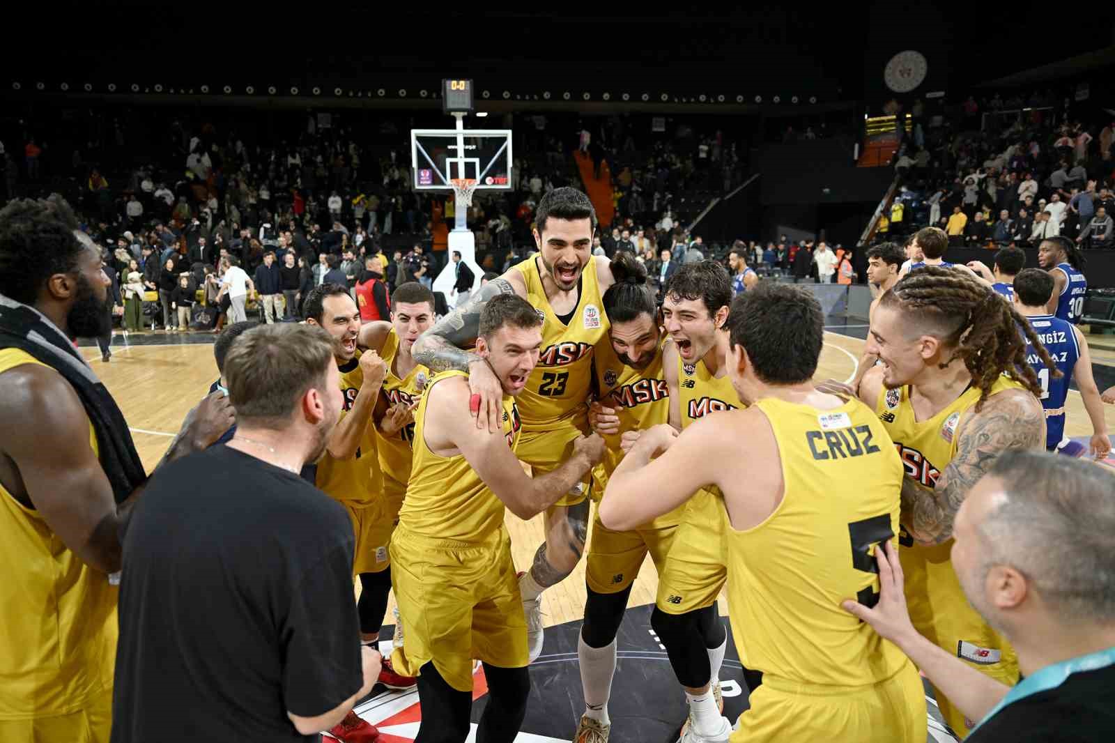 MSK Erkek Basketbol Takımı, tarihinde ilk kez Avrupa&rsquo;da
