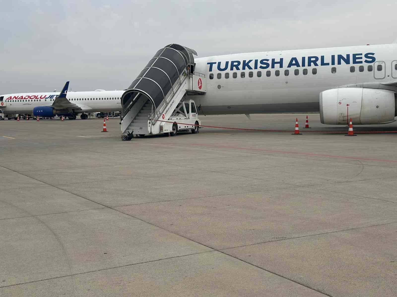 Şırnak Şerafettin Elçi Havalimanı Nisan ayında 34 bin 539 yolcuya hizmet verdi