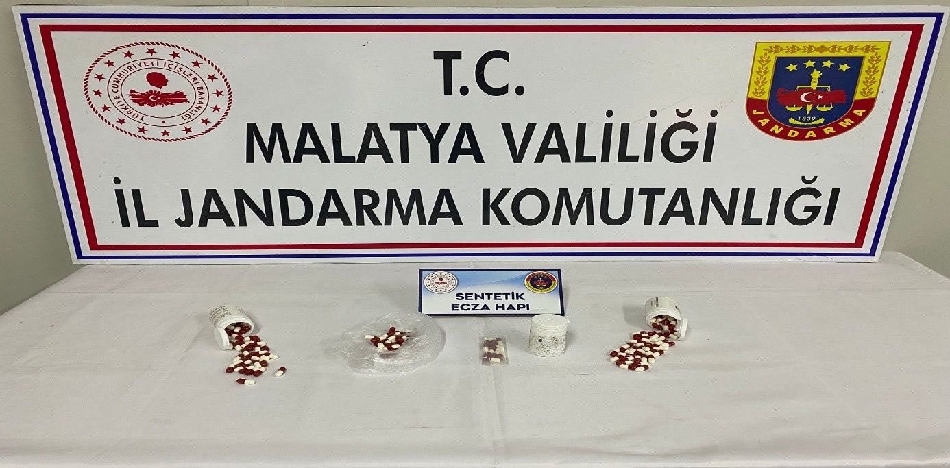 Malatya&rsquo;da uyuşturucu operasyonu: 3 tutuklama
