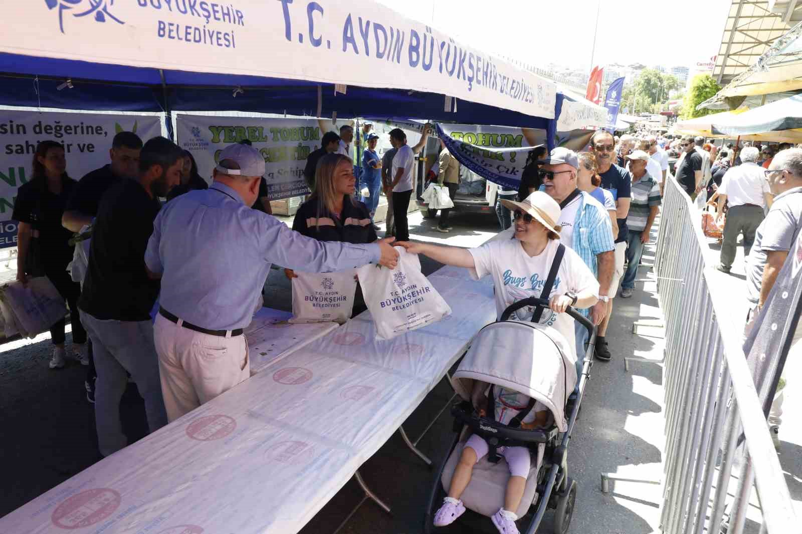 Büyükşehir’in Ata Tohumları, Kuşadalılarla buluştu