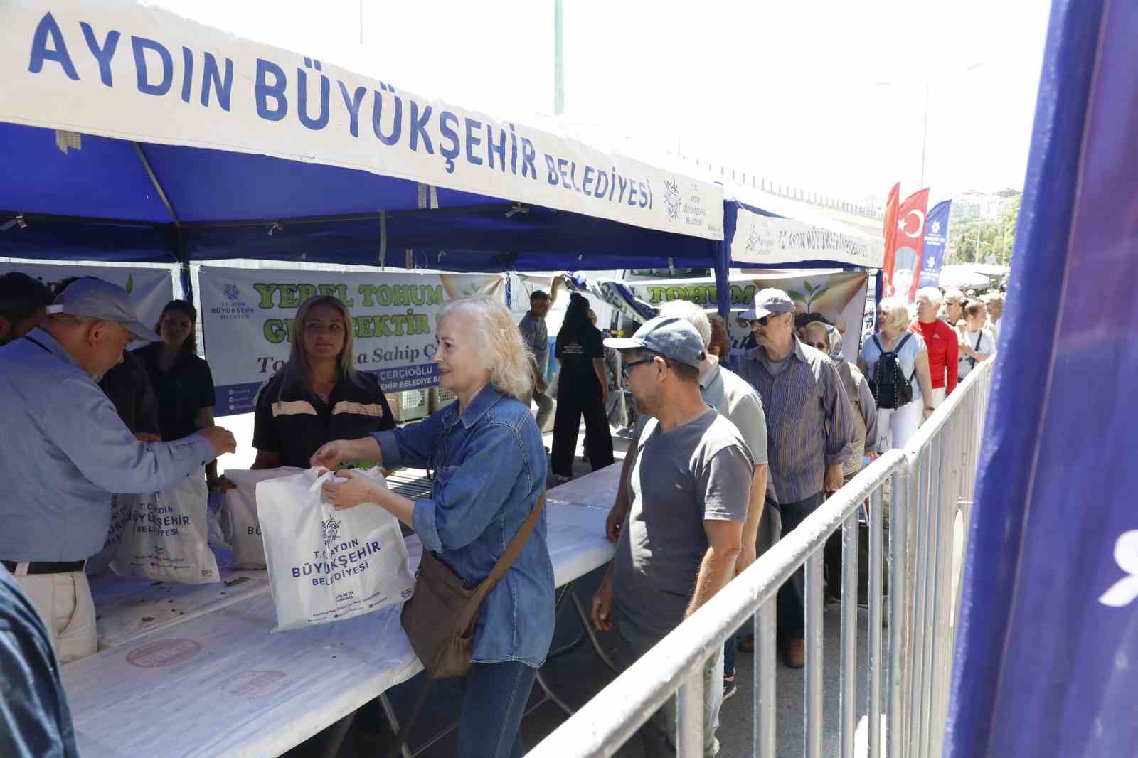 B&uuml;y&uuml;kşehir&rsquo;in Ata Tohumları, Kuşadalılarla buluştu
