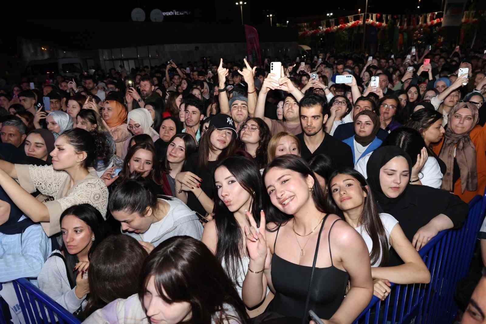 Çekmeköy Gençlik Festivali’nde PERA rüzgarı
