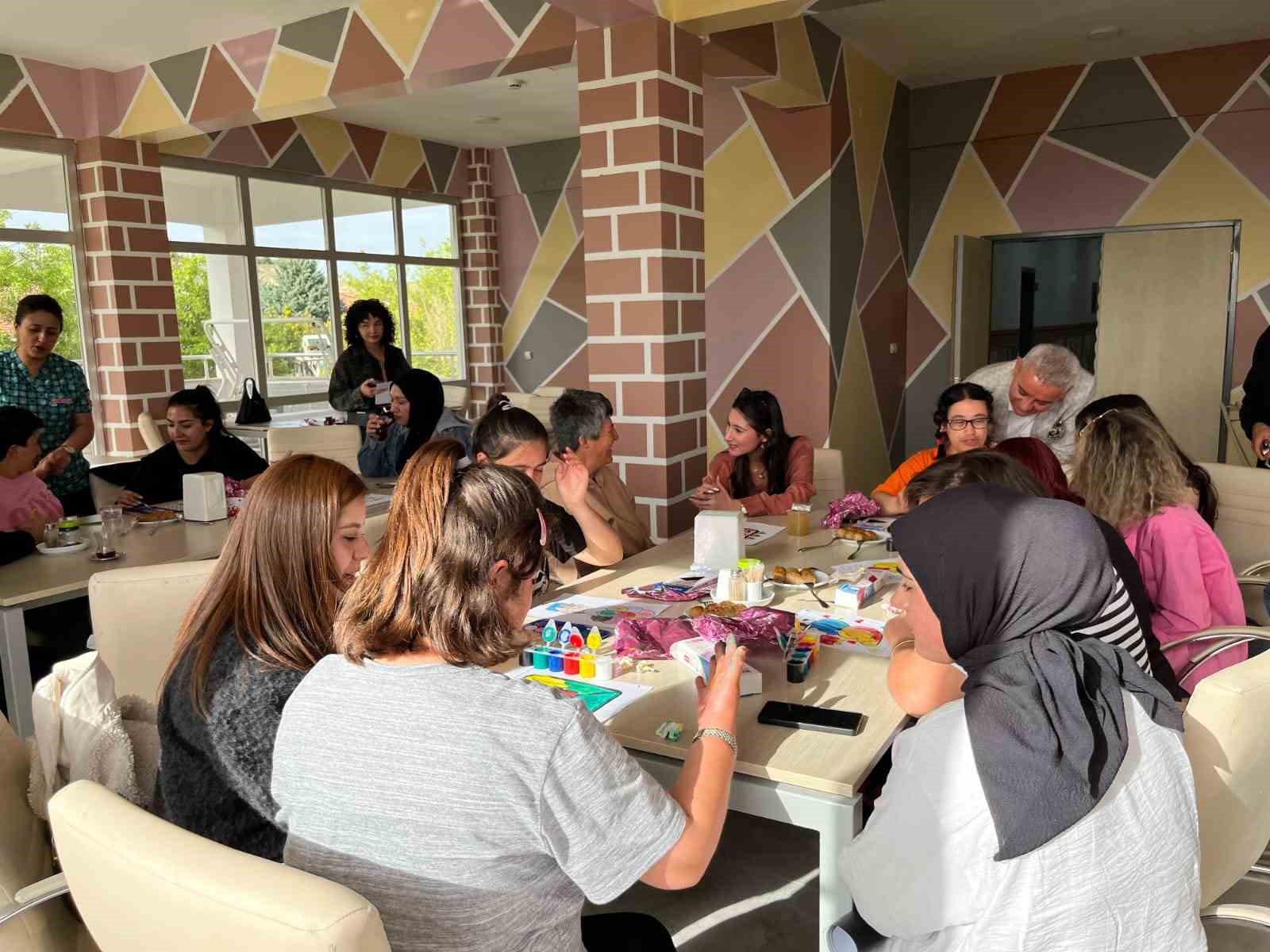 Kırşehir’de engellilere yönelik boyama ve atölye çalışmaları düzenleniyor