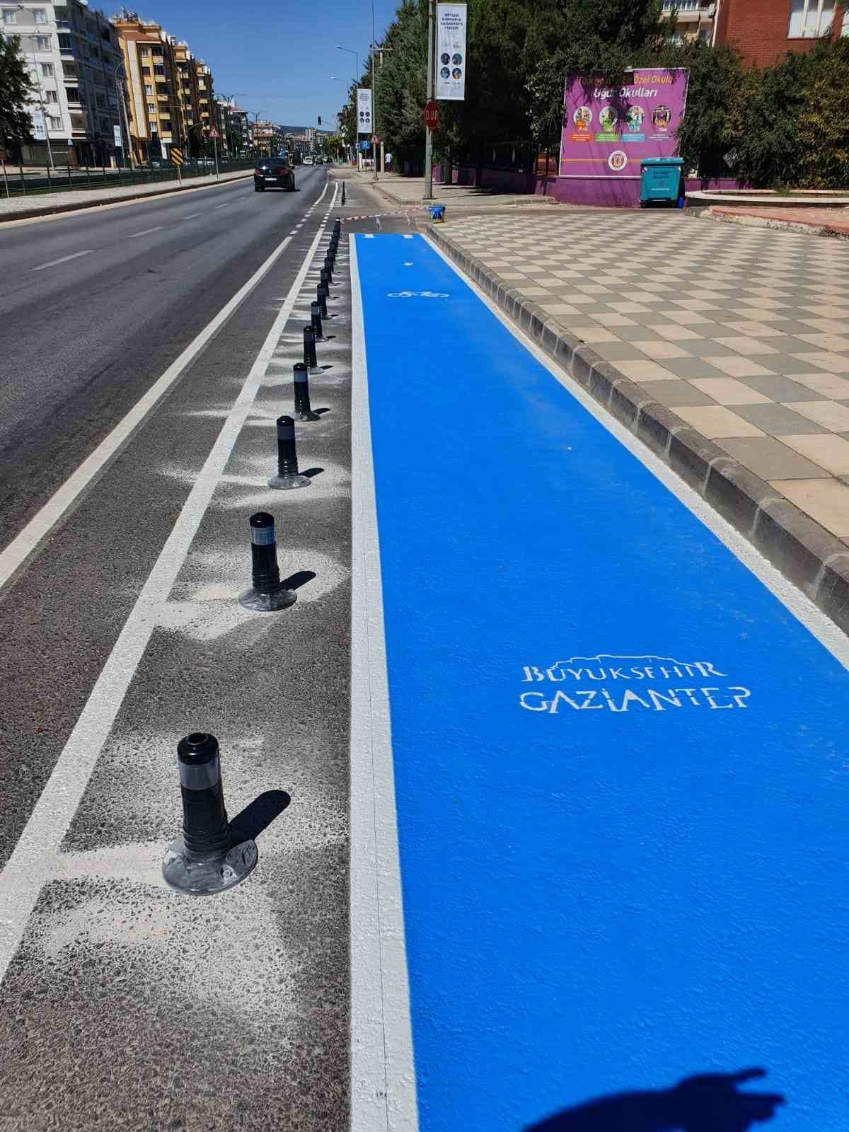 B&uuml;y&uuml;kşehir yeşil ulaşım bisiklet yolunu 100 kilometreye &ccedil;ıkardı
