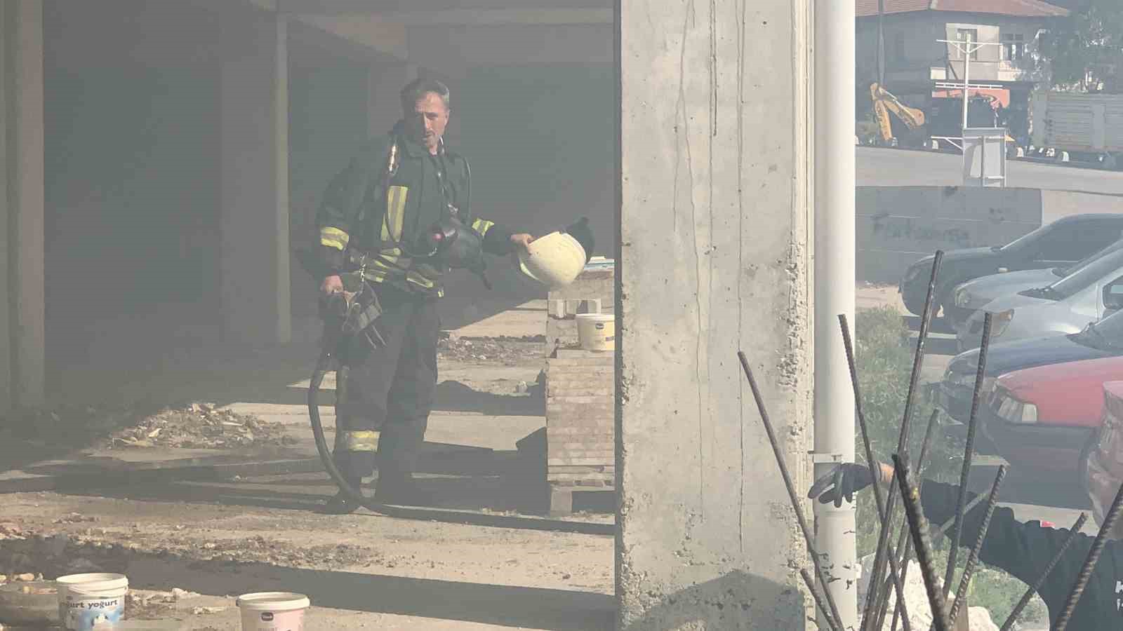 Karaman&rsquo;da cami otoparkında yangın
