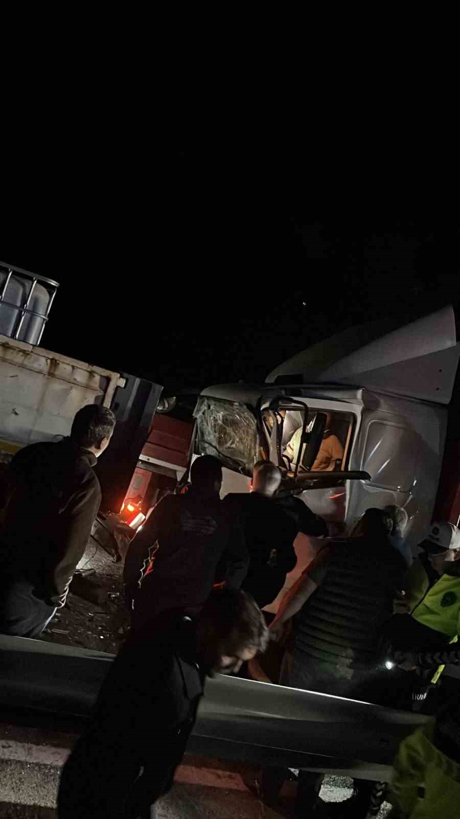 Kızılcahamam’da zincirleme trafik kazası: 2 kişi yaralandı