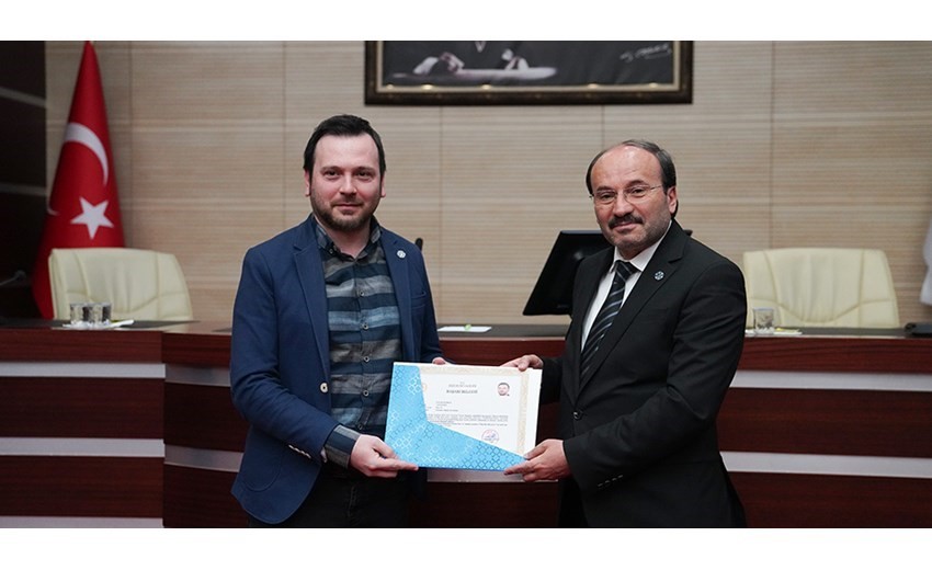 Vali Çiftçi’den Palandöken Ekonomi Forumu’nda görev alan ETÜ’lülere jest