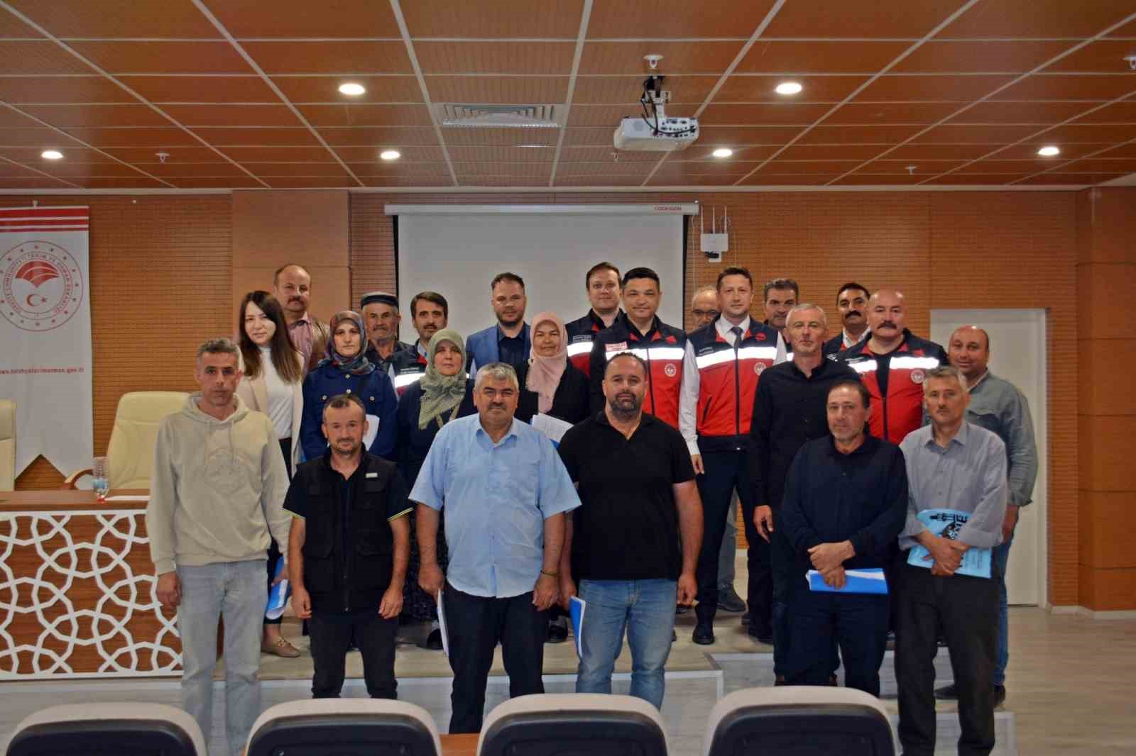 Kütahya’da hayvansal gübre deposu yapımı için hak sahipleriyle sözleşme imzalandı