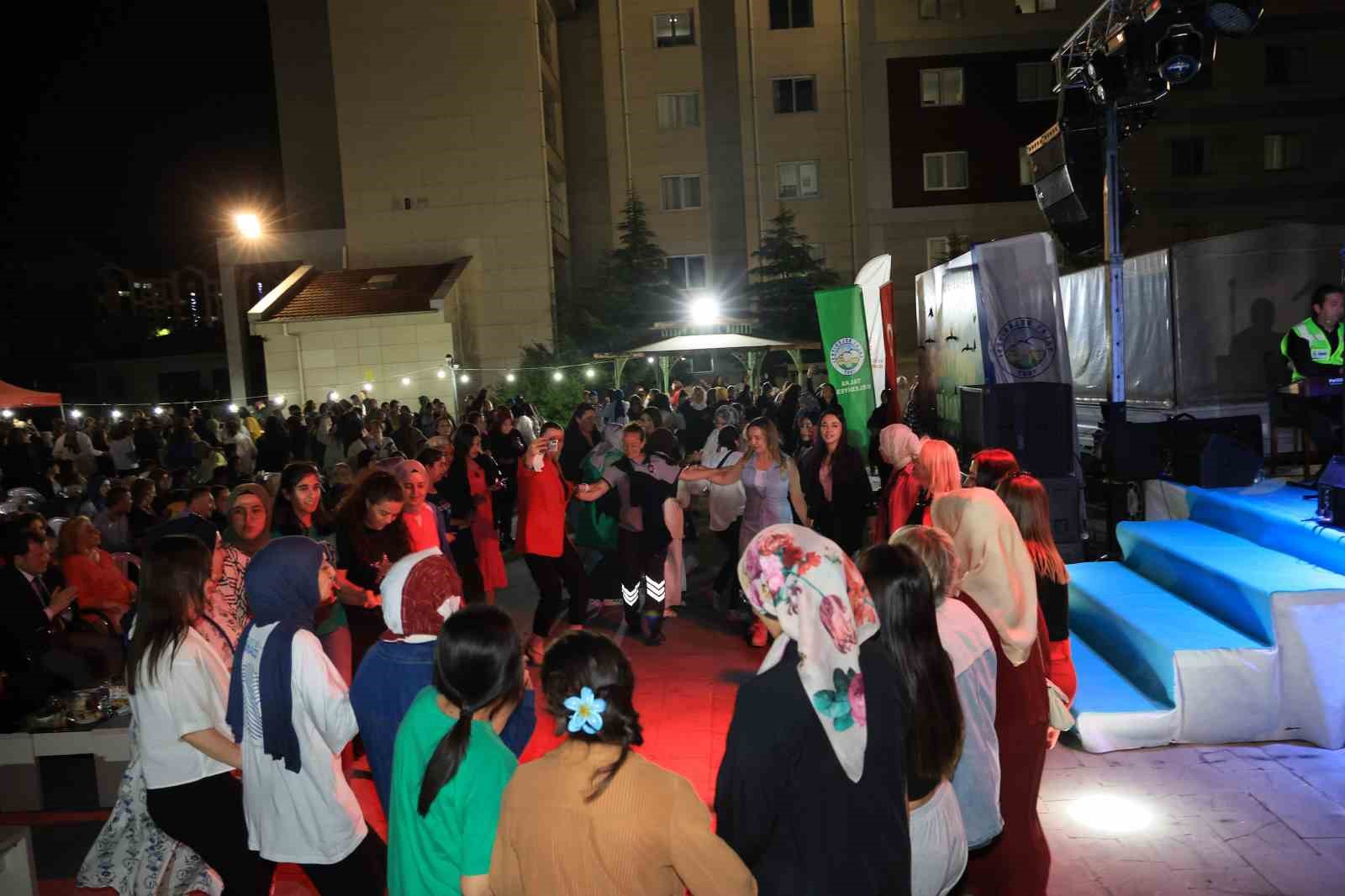 Grup Şantiye, bu kez de Gençlik Konseri’nde sahne aldı