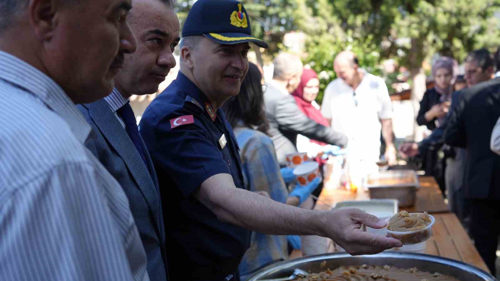 Burdur’da Türk Mutfağı Haftasında yöresel lezzetler ikram edildi