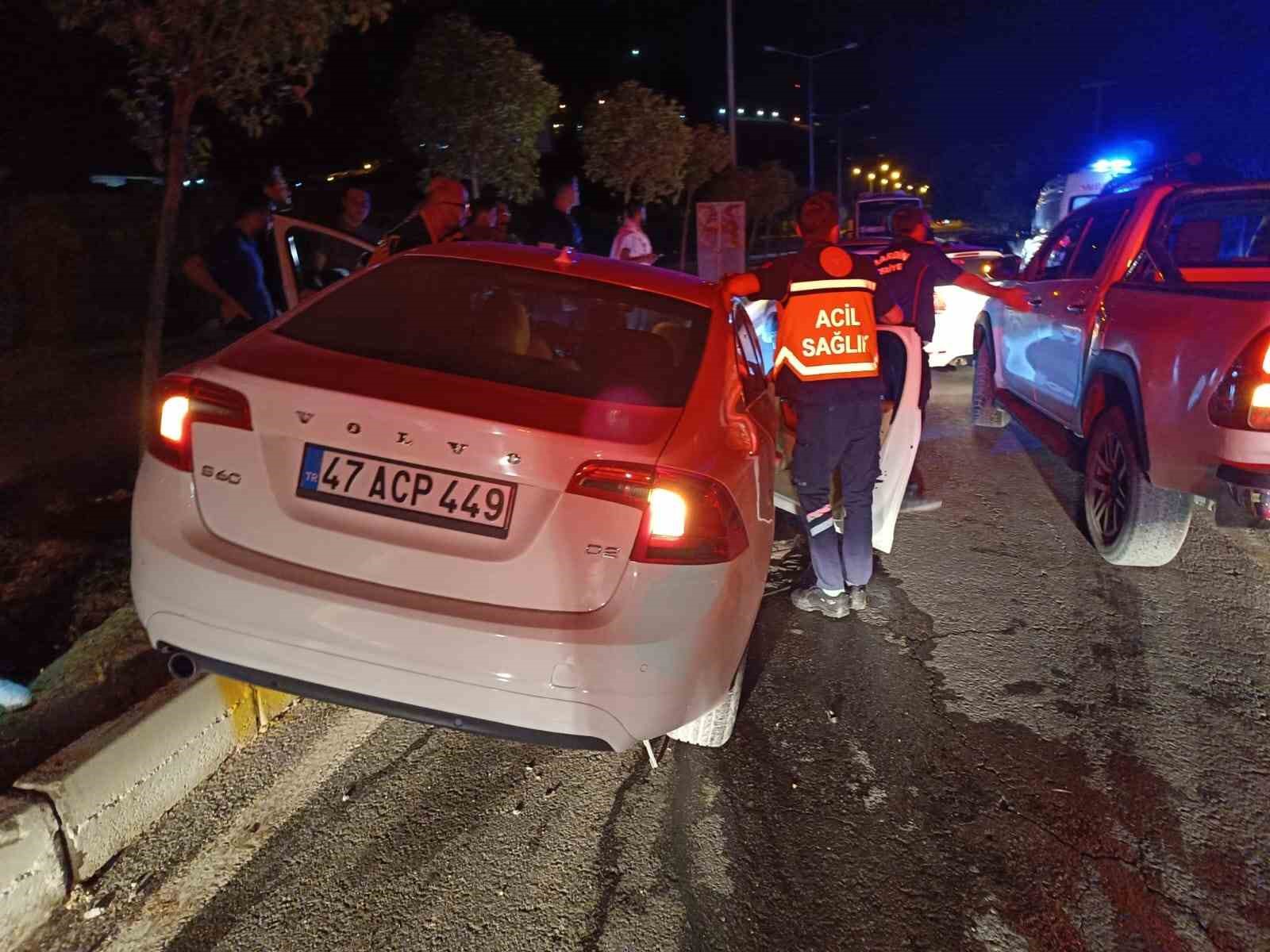 Mardin’de otomobil refüje çıktı, sürücü yaralandı