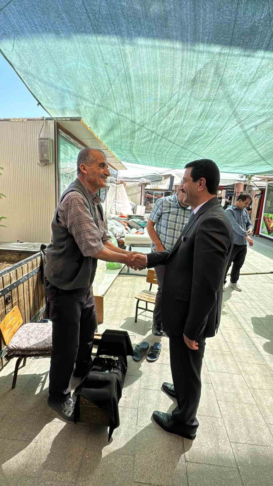 Başkan Taşkın, Selçuklu Mahallesi ve Çevreyolu esnafıyla buluştu
