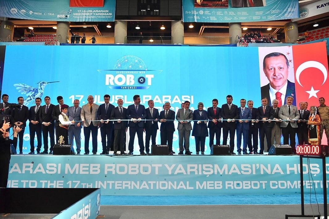 17. Uluslararası MEB Robot Yarışması başladı