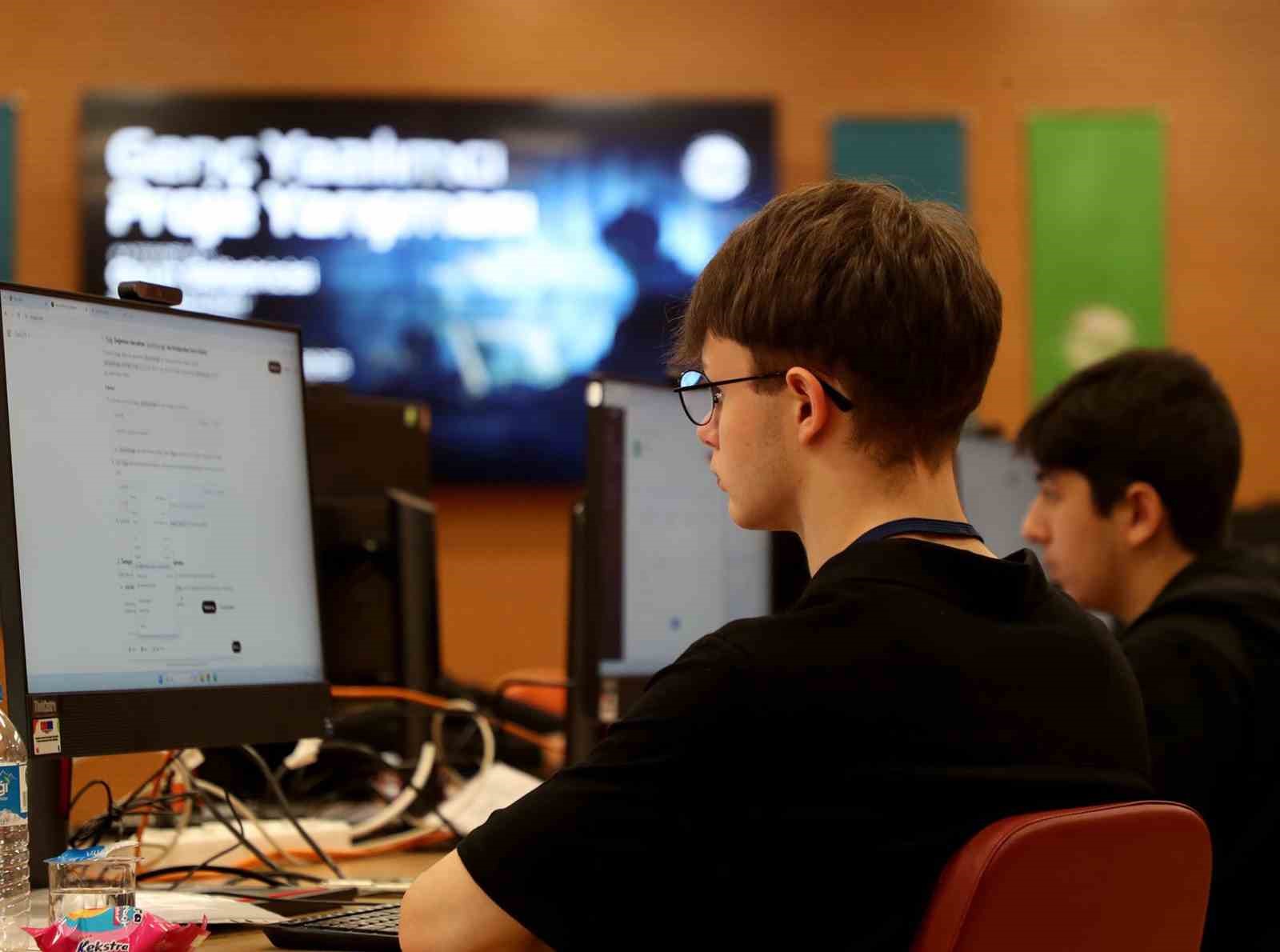 ‘Etik Hacker’ yarışması tamamlandı: Güvenlik açıklarını bulmak için kıyasıya yarıştılar
