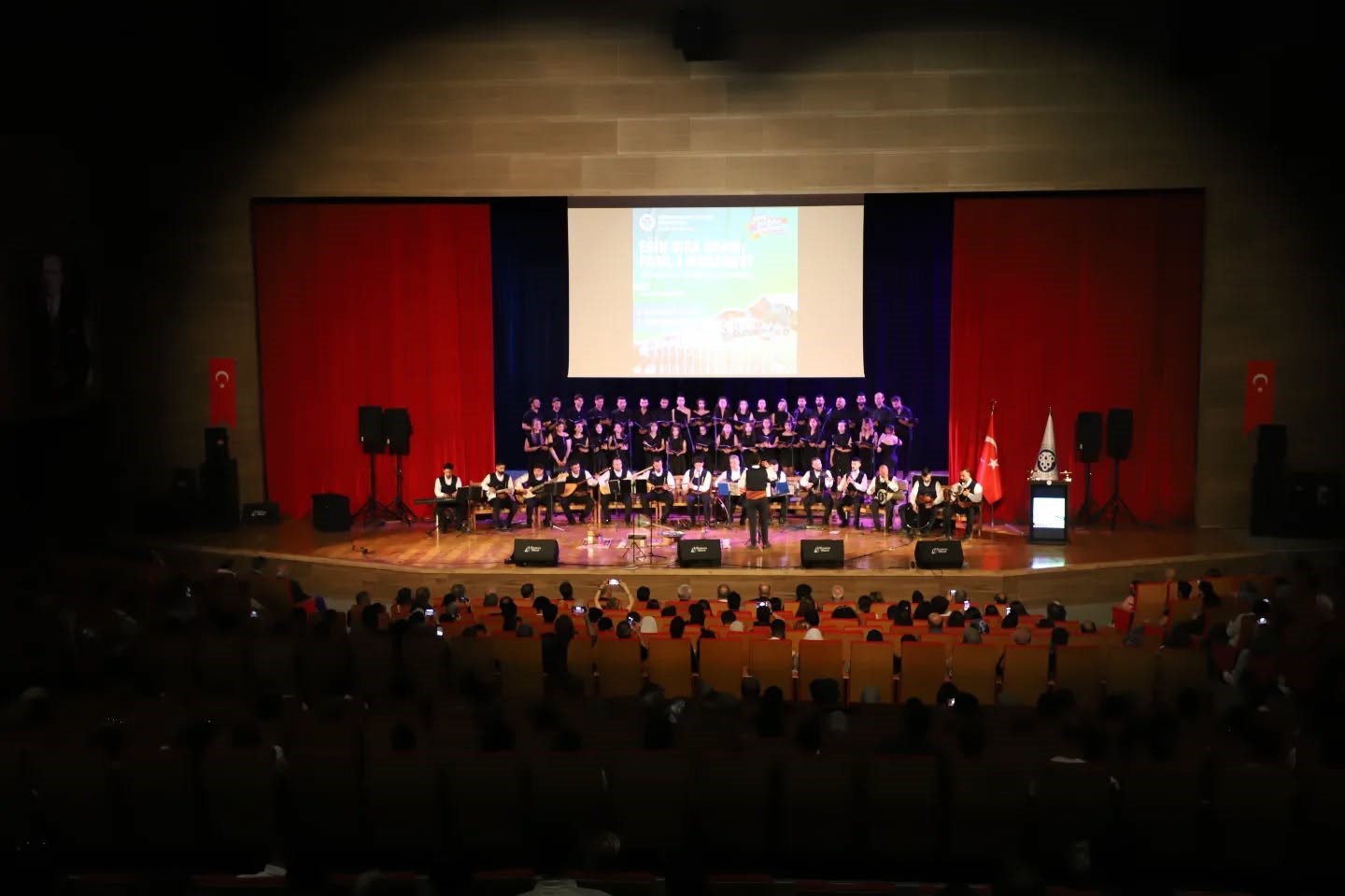 EBY&Uuml;&rsquo;de Eğin Sıra Odası Konseri d&uuml;zenlendi
