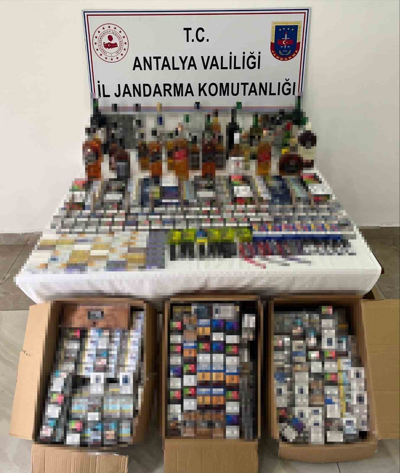 Manavgat’ta kaçak ürün operasyonu