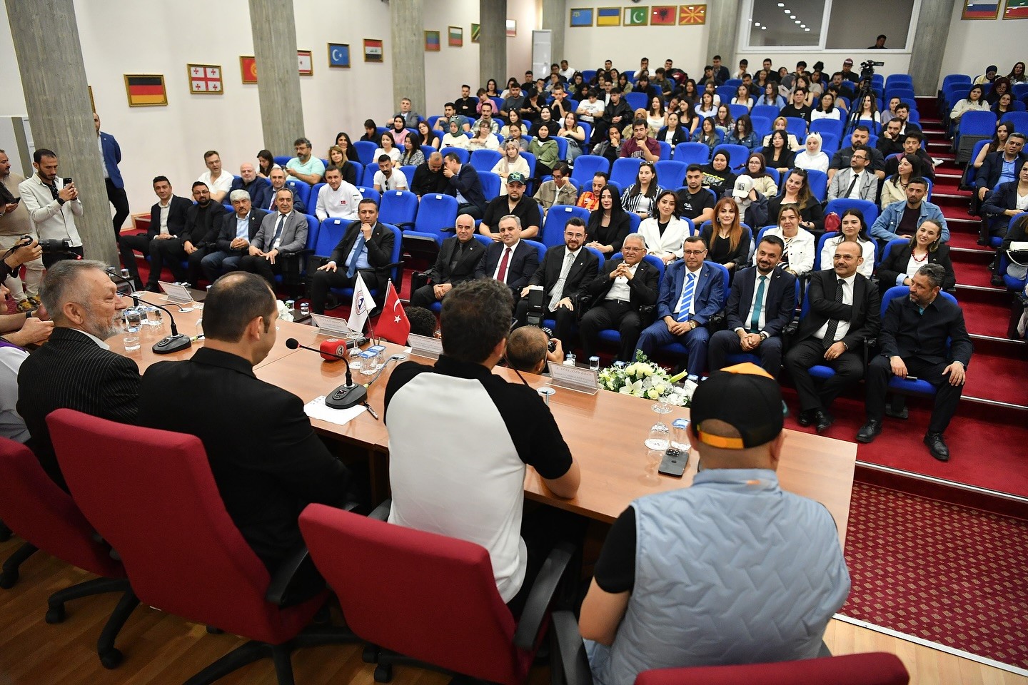 Başkan Büyükkılıç, Asırlık Tariflerle Türk Mutfağı programına katıldı