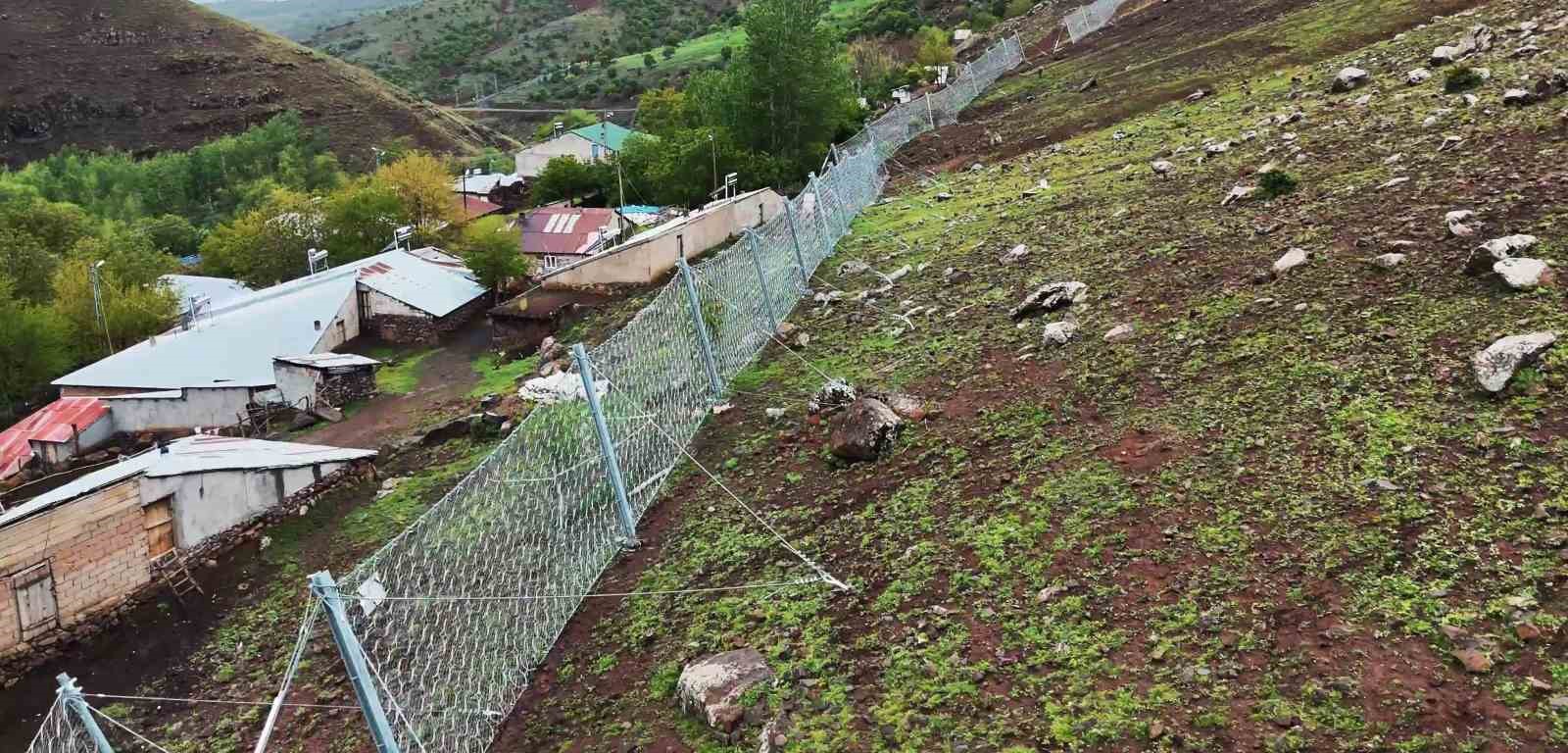 Bingöl’de kaya tehlikesine karşı önlem