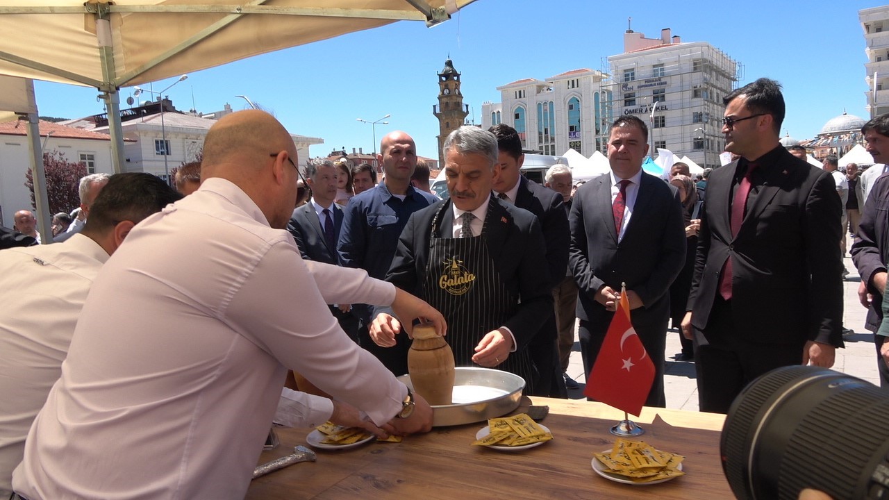 Yozgat’ta en lezzetli ‘anne kurabiyesi’ yarıştı
